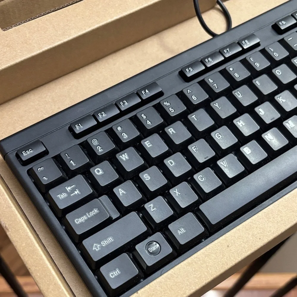 Black Wired USB Keyboard - Standard Layout